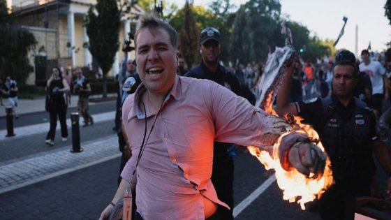 Man sets himself on FIRE outside White House during pro-Palestine protest in shocking scenes – MASHAHER