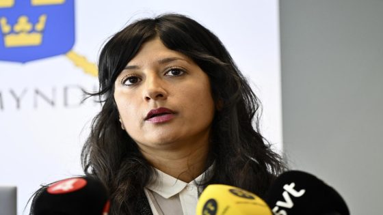 A woman goes on trial in Sweden for war crimes over allegedly abusing Yazidis in Syria – MASHAHER