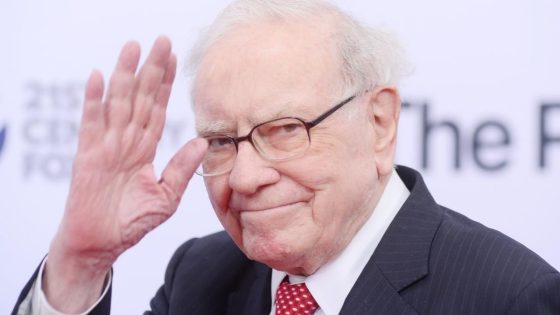 Warren Buffett Reveals How To Invest $10,000 If You Want To Get Rich – MASHAHER