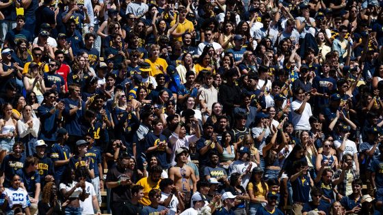 Cal fans break through ESPN’s ‘College GameDay’ barricades ahead of Miami showdown – MASHAHER