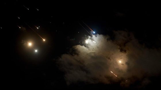 Israelis seek shelter after Iran launches missiles, IDF says – MASHAHER