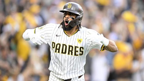 Tatis hits 2-run homer, King strikes out 12 as the Padres beat the Braves 4-0 in playoff opener – MASHAHER