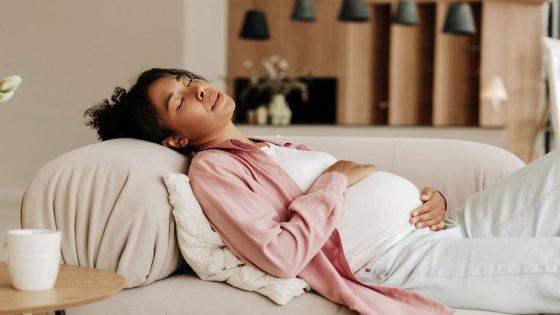 Less sleep in pregnant women can lead to delays in their children, study finds – MASHAHER