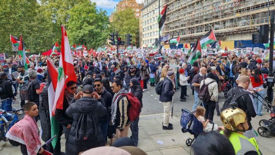 Met Police arrest 15 protesters during demonstrations over Middle East conflict | UK News – MASHAHER