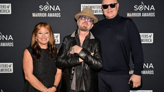 Songwriters’ Advocacy Group SONA Honors Raye, Others at L.A. Gala – MASHAHER