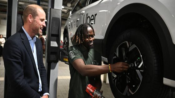 Prince William pictured changing tyres as royal rolls up his sleeves on public engagement – MASHAHER